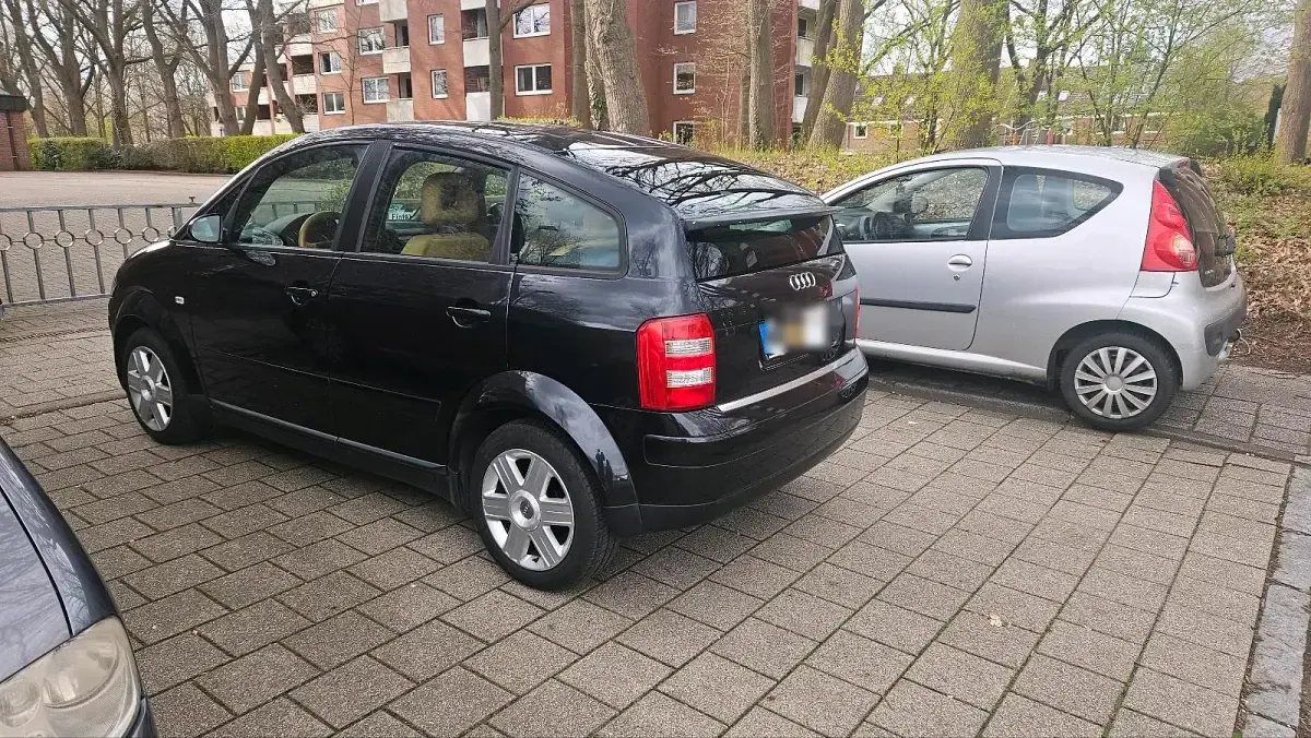 Second-hand Audi A2 95 CP (69 kW) 2004 Negru Hatchback