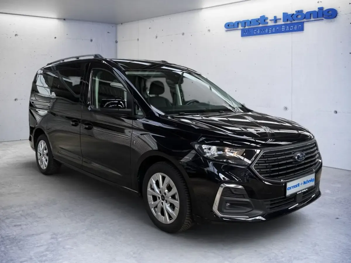 Neu Ford Grand Tourneo Connect Titanium 122 PS (89 kW) 2025 Van / Kleinbus