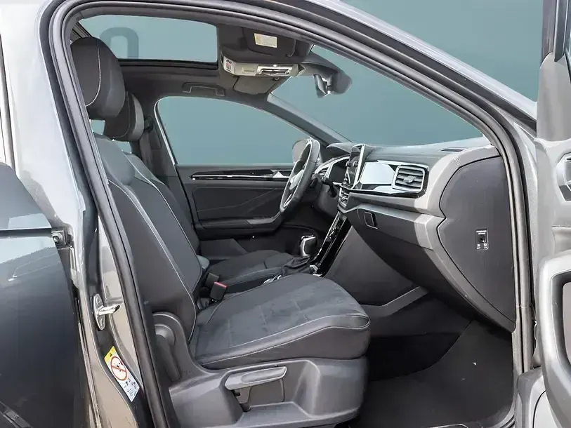 Usata VW T-Roc 190 CV (139 kW) 2025 Grigio SUV