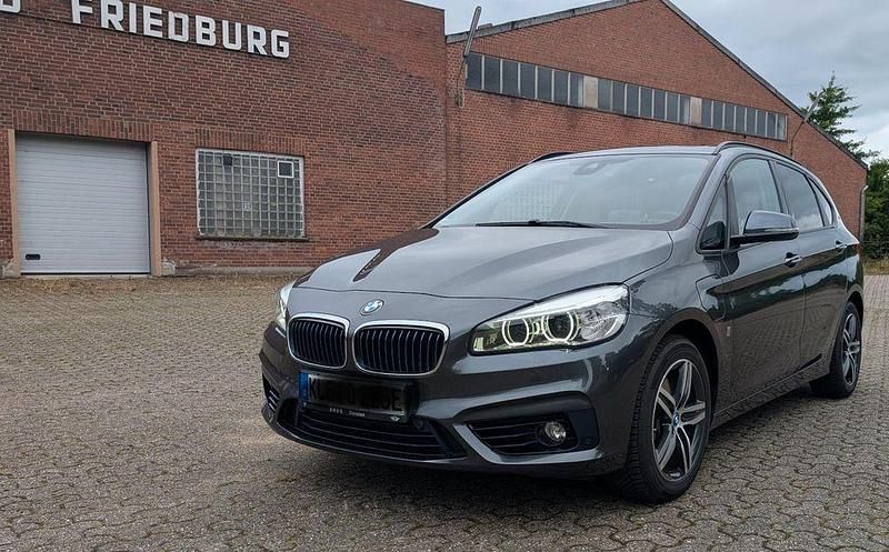 Gebraucht BMW 225 Active Tourer iPerformance 224 PS (164 kW) 2018 Grau Van / Kleinbus