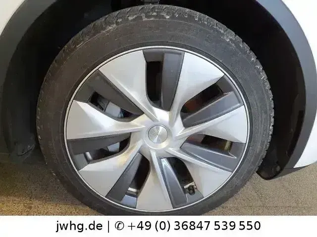 Brugt Tesla Model Y 378 kW (514 HK) 2023 Hvid SUV