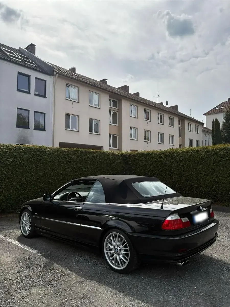 Gebraucht BMW 330 Cabriolet 231 PS (169 kW) 2002 Schwarz Cabrio