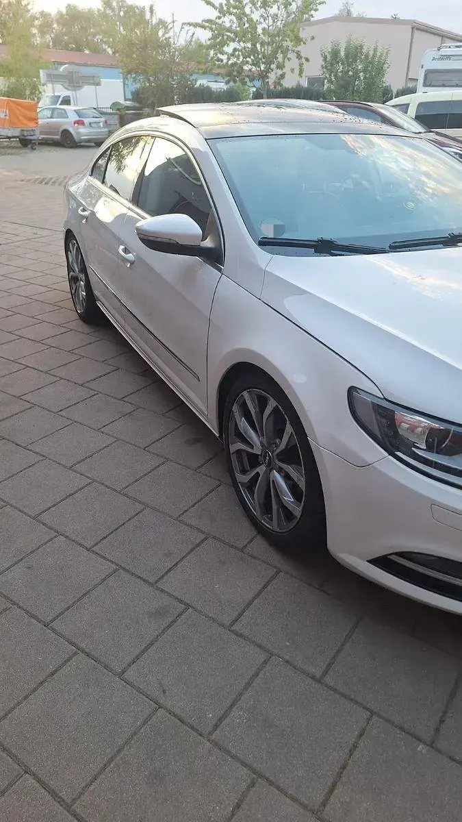Gebraucht VW Passat 211 PS (155 kW) 2013 Weiß Limousine