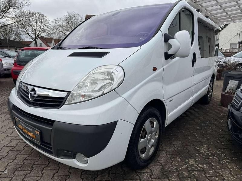 Gebraucht Opel Vivaro 114 PS (83 kW) 2014 Casabl/arctic/eisweiss/kaolin Van / Kleinbus