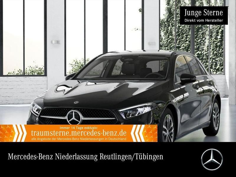 Schwarz Gebraucht 2024 Mercedes A200 Progressive Limousine | 27.590 € (Guter Preis) - Bild 1/3