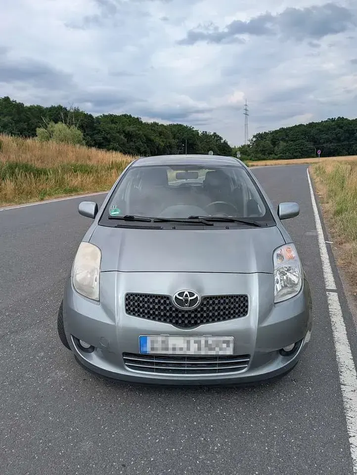 Gebraucht Toyota Yaris Executive 87 PS (63 kW) 2008 Kleinwagen