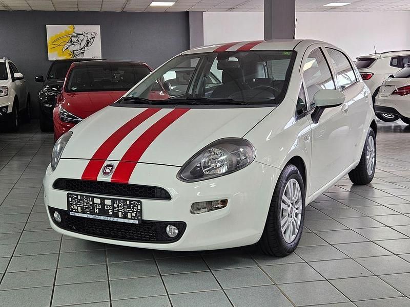 Gebraucht Fiat Punto Lounge 105 PS (77 kW) 2017 Weiß Kleinwagen