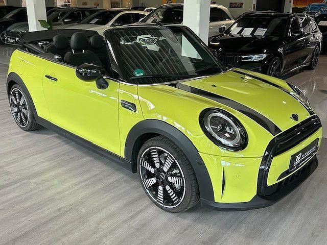 Gebraucht Mini Cooper Cabriolet Classic 136 PS (100 kW) 2022 Gelb Cabrio