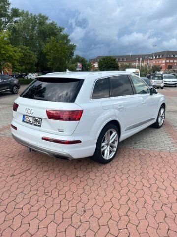 Gebraucht Audi Q7 Ambiente 313 PS (230 kW) 2018 Weiß SUV