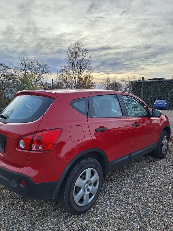 Gebraucht Nissan Qashqai 115 PS (84 kW) 2009 Rot SUV