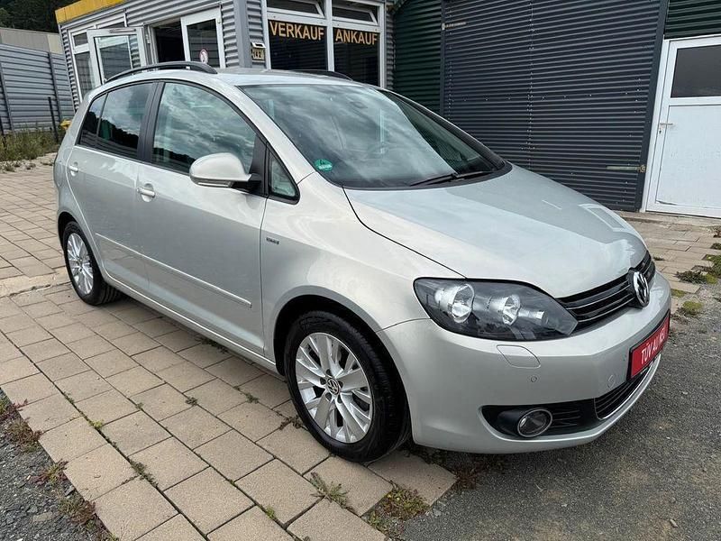 Silber Gebraucht 2013 VW Golf VII Life Limousine | 6.900 € (Guter Preis) - Bild 1/4
