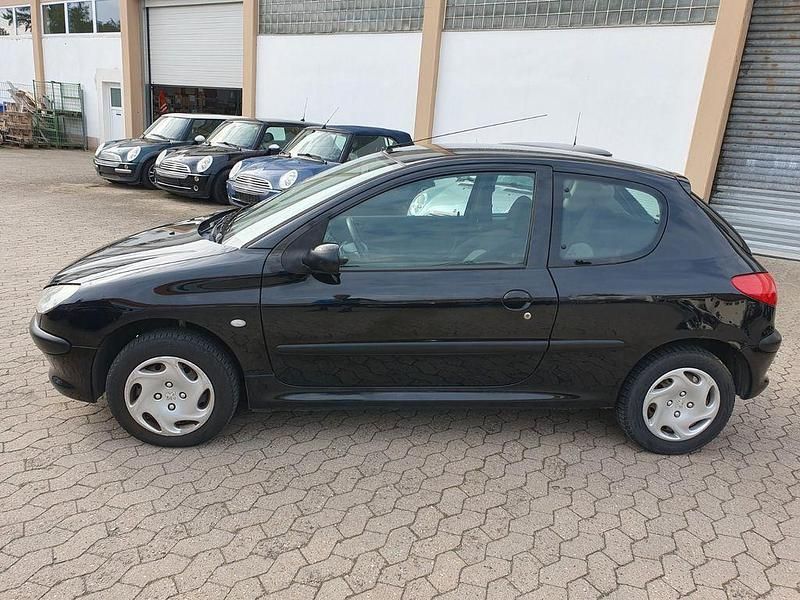 Gebraucht Peugeot 206 Filou 60 PS (44 kW) 2003 Schwarz Limousine