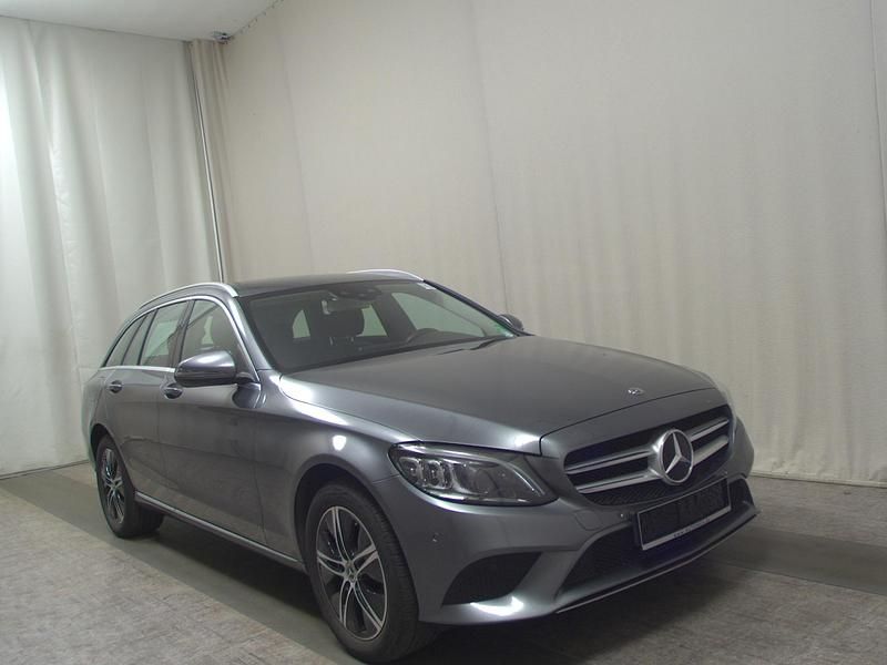 Gebraucht Mercedes C220 Avantgarde 194 PS (142 kW) 2020 Grau