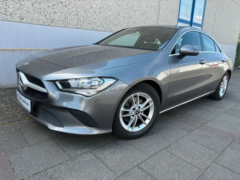 Gebraucht Mercedes CLA180 116 PS (85 kW) 2020 Grau Coupé