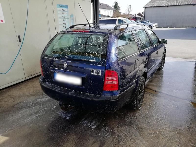 Gebraucht Skoda Octavia 110 PS (80 kW) 2002 Blau Kombi
