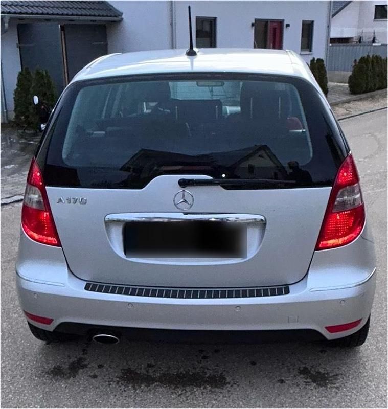 Gebraucht Mercedes A170 Elegance 116 PS (85 kW) 2009 Silber Kleinwagen
