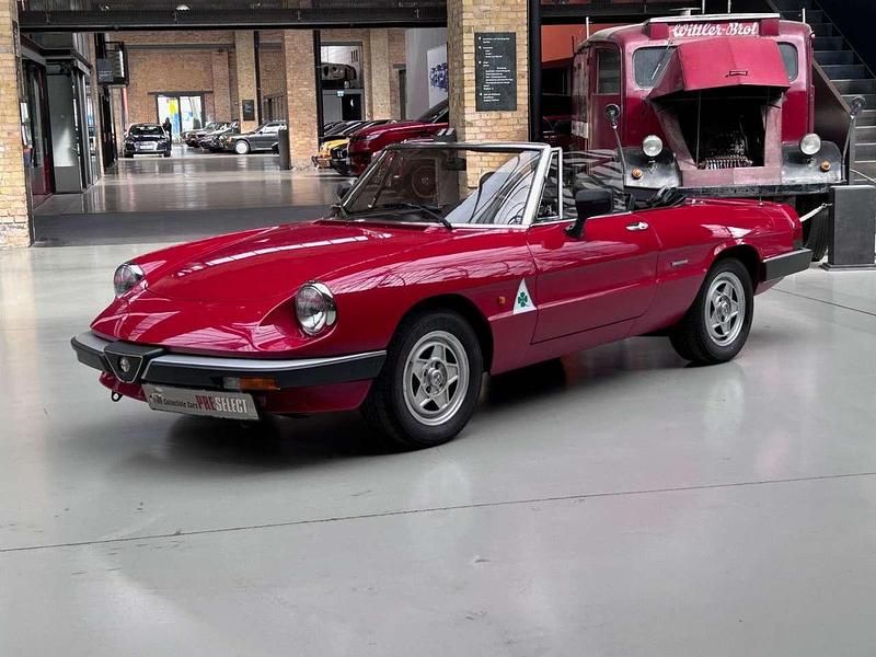 Rot Gebraucht 1989 Alfa Romeo Spider Cabrio | 19.800 € - Bild 1/4