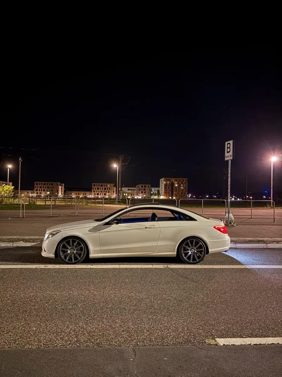 Gebraucht Mercedes E350 231 PS (169 kW) 2009 Weiß Coupé