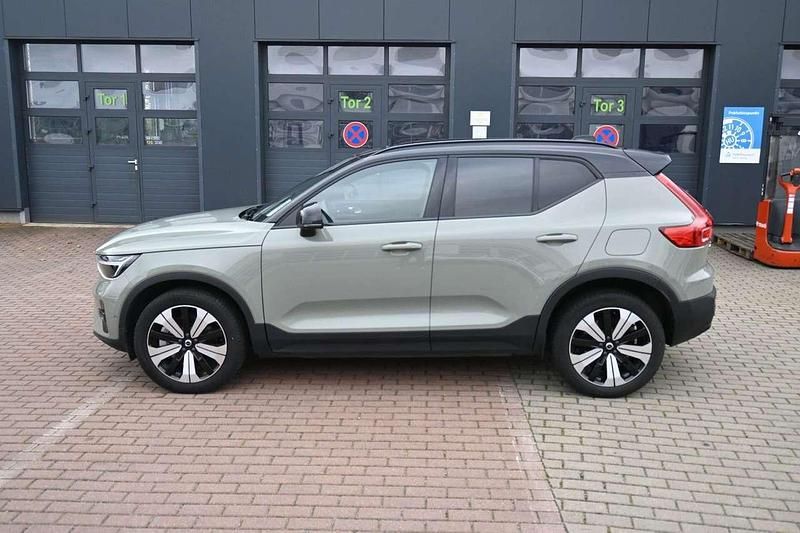 Gebraucht Volvo XC40 Ultimate 169 kW (231 PS) 2023 Sage green SUV