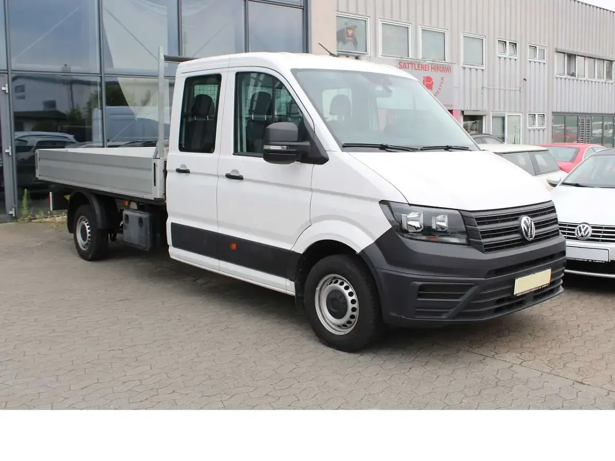Gebraucht VW Crafter 140 PS (102 kW) 2024 Weiß Van
