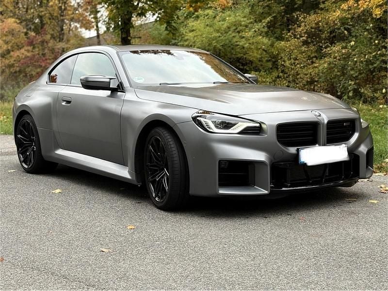 Grau Gebraucht 2025 BMW M2 Shadowline Coupé | 76.000 € (Etwas zu teuer) - Bild 1/4