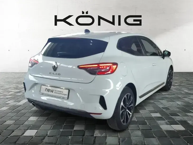 Gebraucht Renault Clio V Techno 91 PS (66 kW) 2024 Weiß Limousine