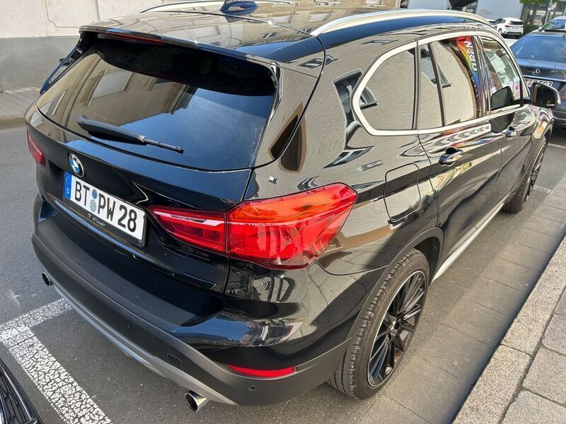 Gebraucht BMW X1 Sport Line 190 PS (139 kW) 2017 Schwarz SUV