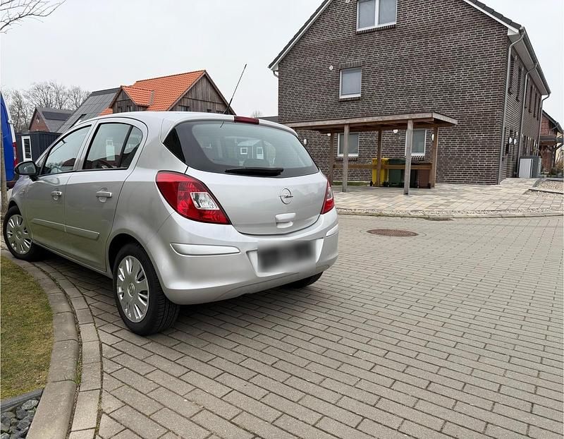 Gebraucht Opel Corsa 90 PS (66 kW) 2008 Kleinwagen
