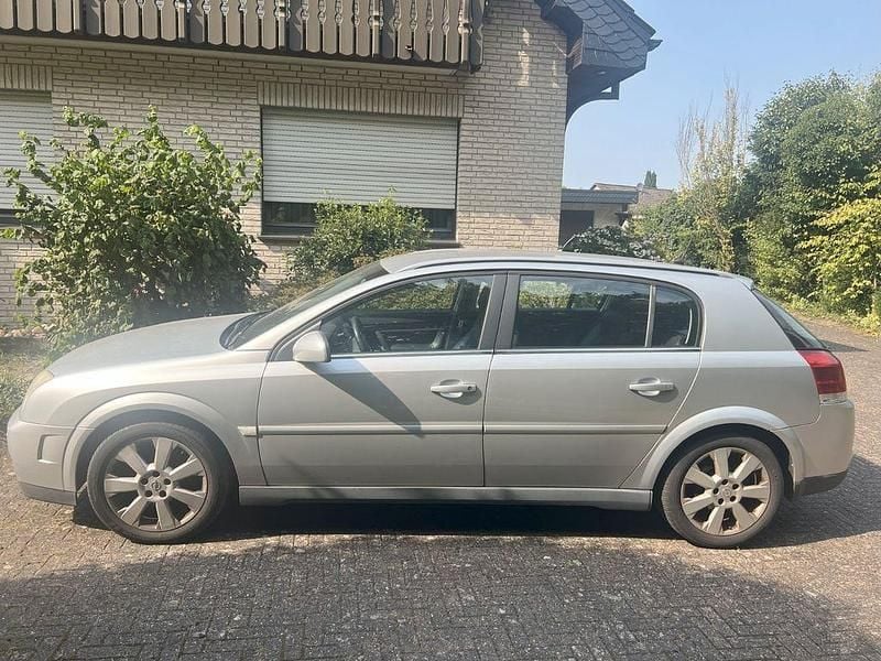 Silber Gebraucht 2003 Opel Signum Kombi | 1.700 € (Fairer Preis) - Bild 1/4