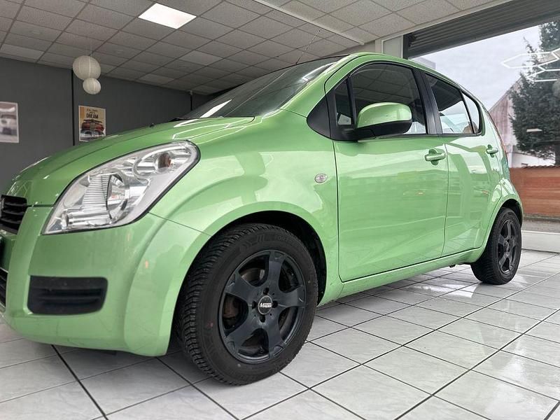 Gebraucht Suzuki Splash 65 PS (47 kW) 2009 Grün Kleinwagen