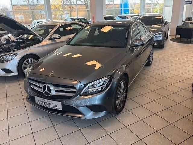 Gebraucht Mercedes C180 156 PS (114 kW) 2019 Grau Limousine