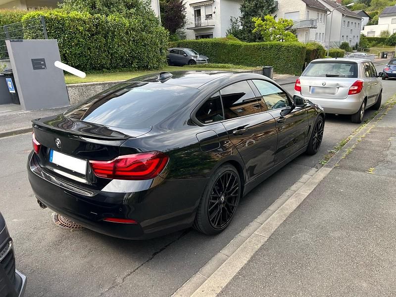 Gebraucht BMW 420 Advantage 190 PS (139 kW) 2020 Schwarz Coupé