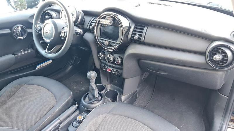 Gebraucht Mini ONE 75 PS (55 kW) 2020 Schwarz Kleinwagen