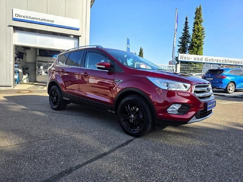 Gebraucht Ford Kuga Cool & Connect 150 PS (110 kW) 2018 Rot SUV