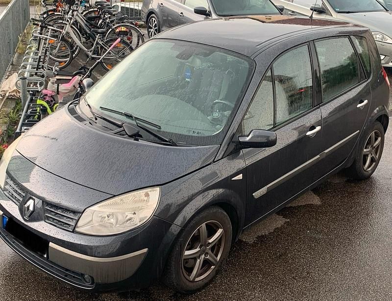 Grau Gebraucht 2006 Renault Scénic II Van / Kleinbus | 1.500 € (Teuer) - Bild 1/4