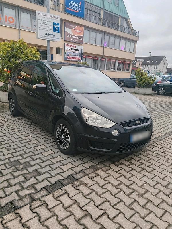 Gebraucht Ford S-MAX 140 PS (102 kW) 2008 Schwarz Van / Kleinbus