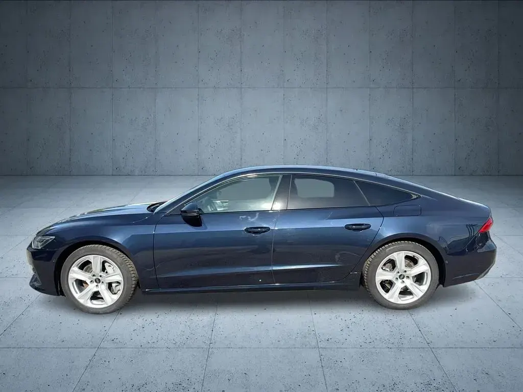 Gebraucht Audi A7 Sportback Sport 299 PS (219 kW) 2025 Blau Kleinwagen