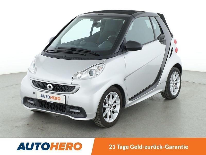 Silber Gebraucht 2015 Smart ForTwo Cabrio Passion Cabrio | 8.240 € (Teuer) - Bild 1/3