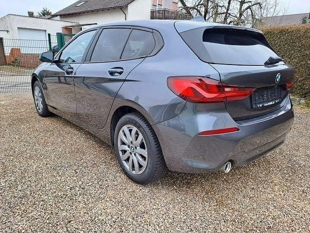 Gebraucht BMW 116 Advantage 116 PS (85 kW) 2021 Grau Kleinwagen
