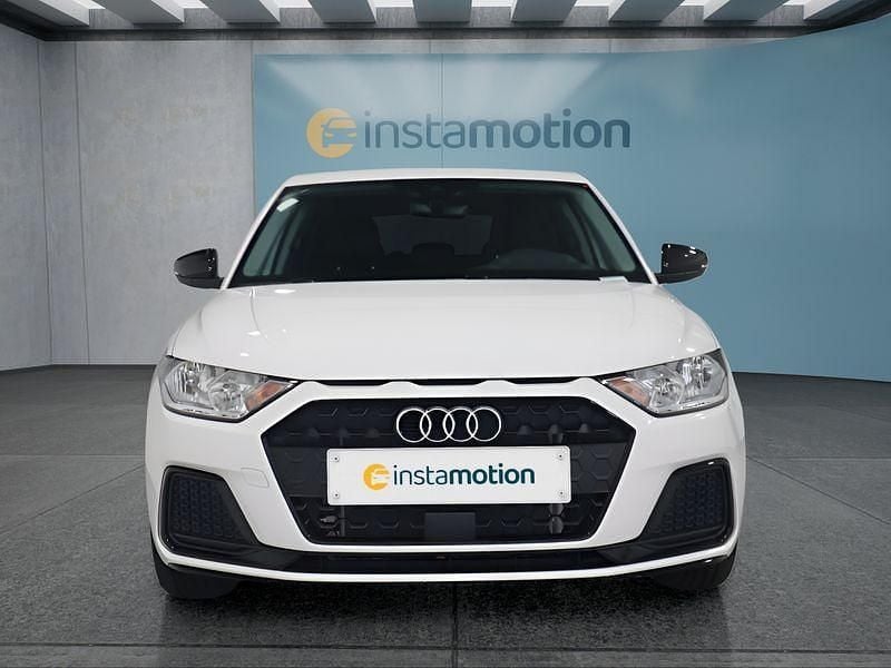 Weiß Gebraucht 2025 Audi A1 Kleinwagen | 21.399 € (Guter Preis) - Bild 1/4