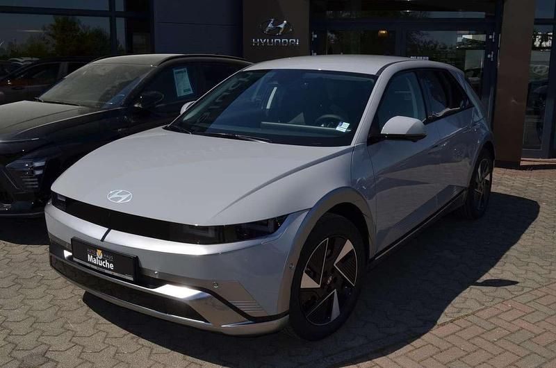 Cyber grey / met Neu 2025 Hyundai Ioniq 6 Techniq Limousine | 49.990 € (Fairer Preis) - Bild 1/4