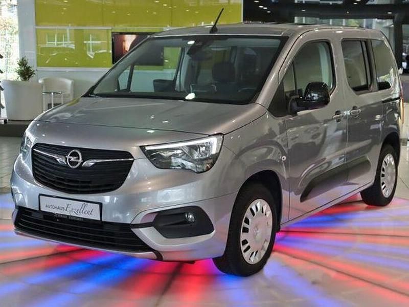 Gebraucht Opel Combo Life Elegance 131 PS (96 kW) 2022 Andere Limousine