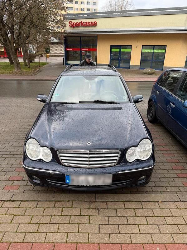 Blau Gebraucht 2007 Mercedes C220 Kombi | 2.500 € (Fairer Preis) - Bild 1/4