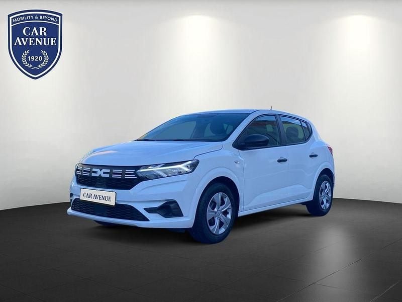 Weiß Gebraucht 2023 Dacia Sandero Essentiel Kleinwagen | 12.990 € (Superpreis) - Bild 1/4