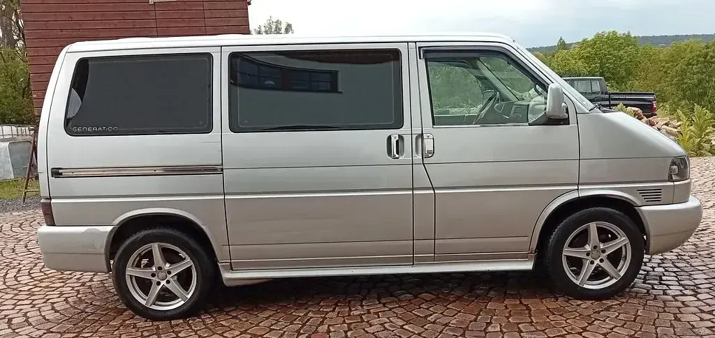Gebraucht VW T4 102 PS (75 kW) 2002 Silber Van