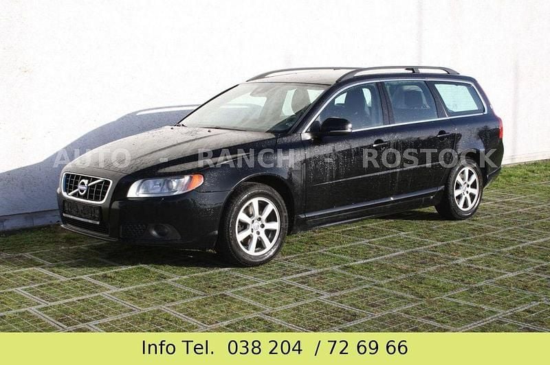 Gebraucht Volvo V70 Kinetic 179 PS (131 kW) 2012 Schwarz Kombi
