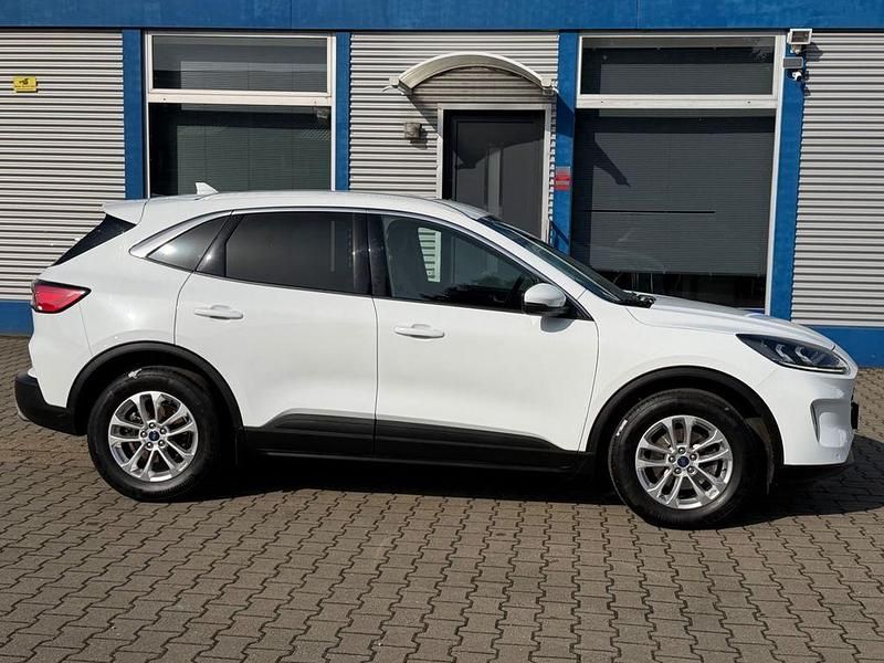 Gebraucht Ford Kuga Titanium X 190 PS (139 kW) 2022 Frozen white SUV