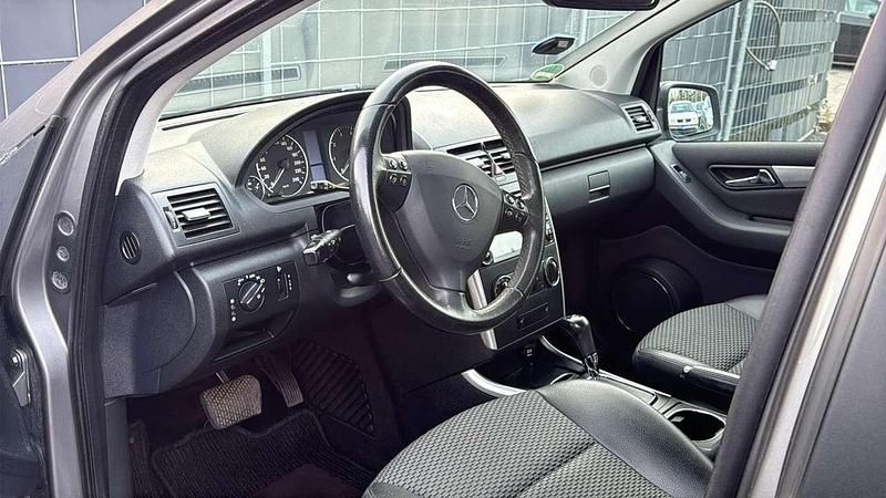 Gebraucht Mercedes A200 136 PS (100 kW) 2008 Mountaingrau  met. Kleinwagen