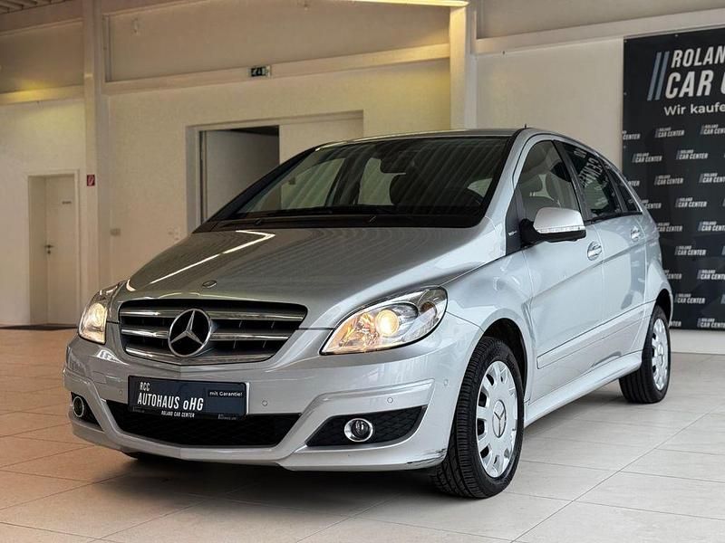 Silber Gebraucht 2009 Mercedes B170 Van / Kleinbus | 4.940 € (Fairer Preis) - Bild 1/4