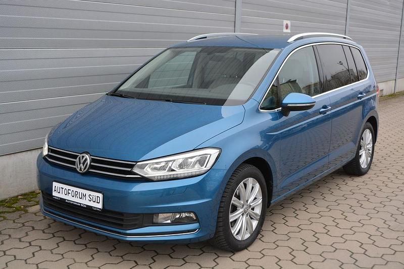 Gebraucht VW Touran Highline 150 PS (110 kW) 2016 Blau Van / Kleinbus